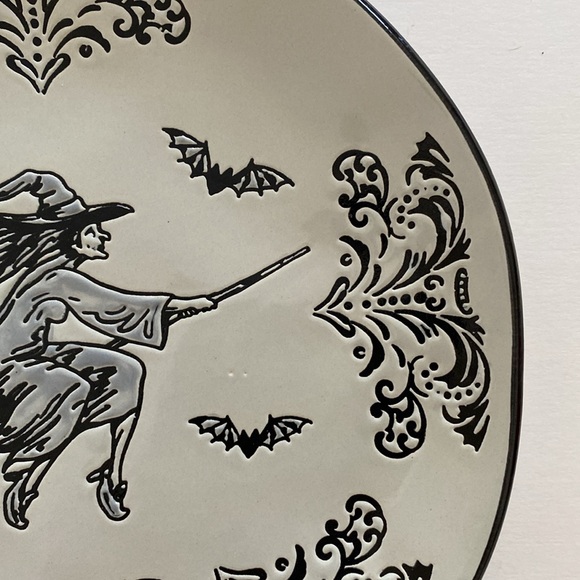 Halloween Eli + Ana Wicked Witch on a Broom Salad Dessert Plates Set of 4 NEW - Picture 7 of 11